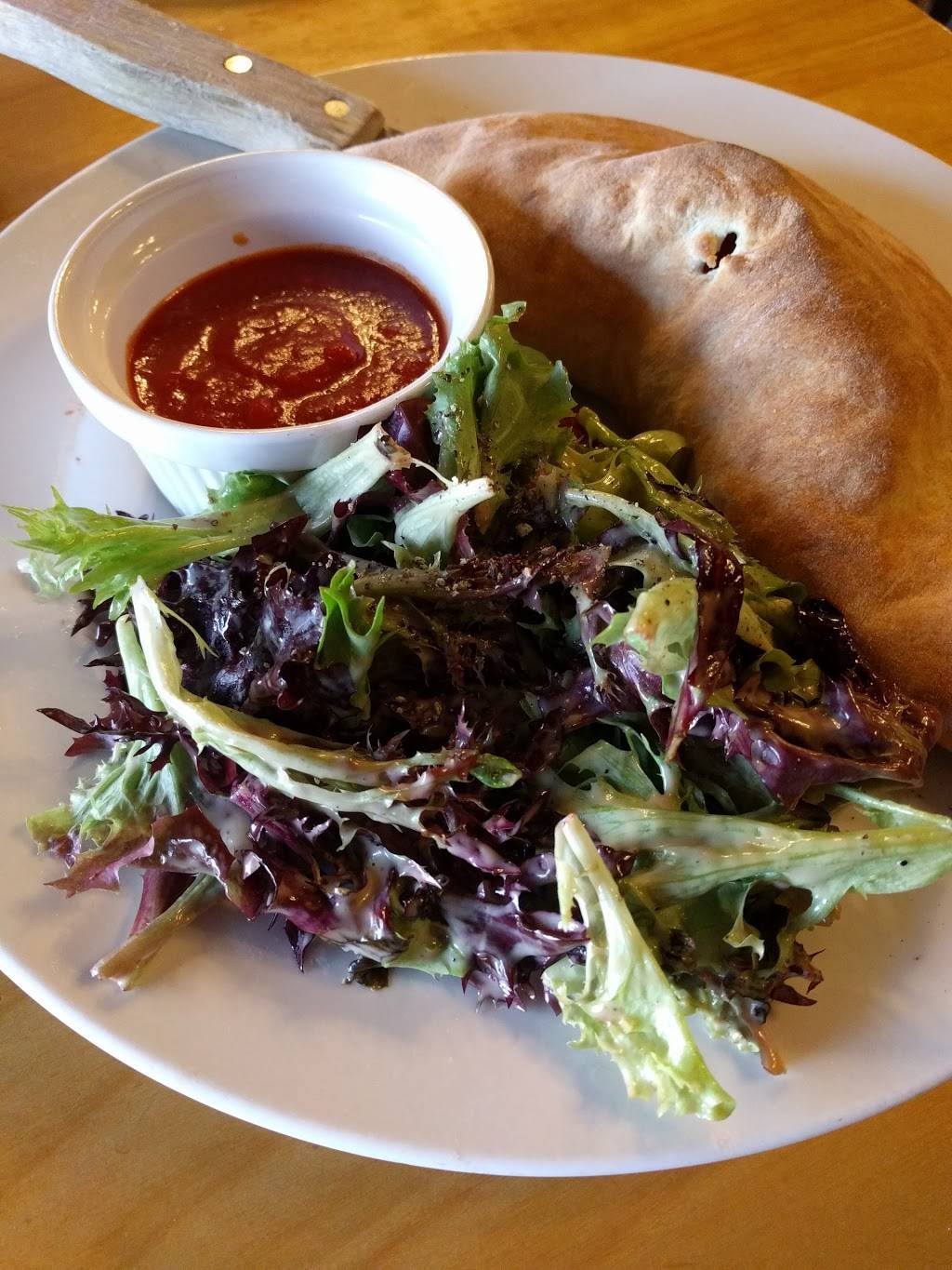 Inzo Italian Kitchen | restaurant | 101 S Oak St #200, Roanoke, TX 76262, USA | 8178904280 OR +1 817-890-4280