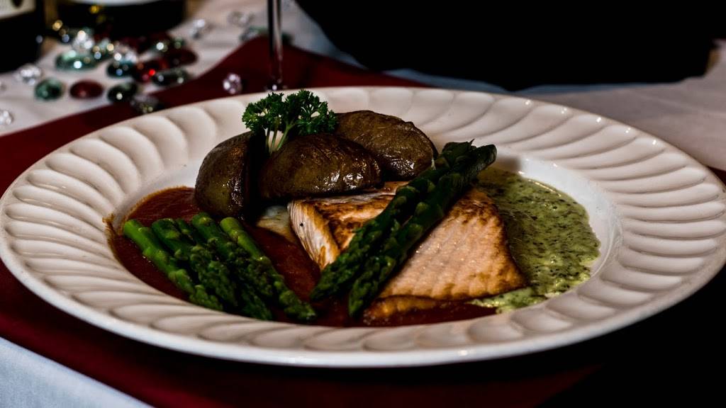 Albas Italian Restaurant | restaurant | 4601 Boat Club Rd, Fort Worth, TX 76135, USA | 8172386664 OR +1 817-238-6664