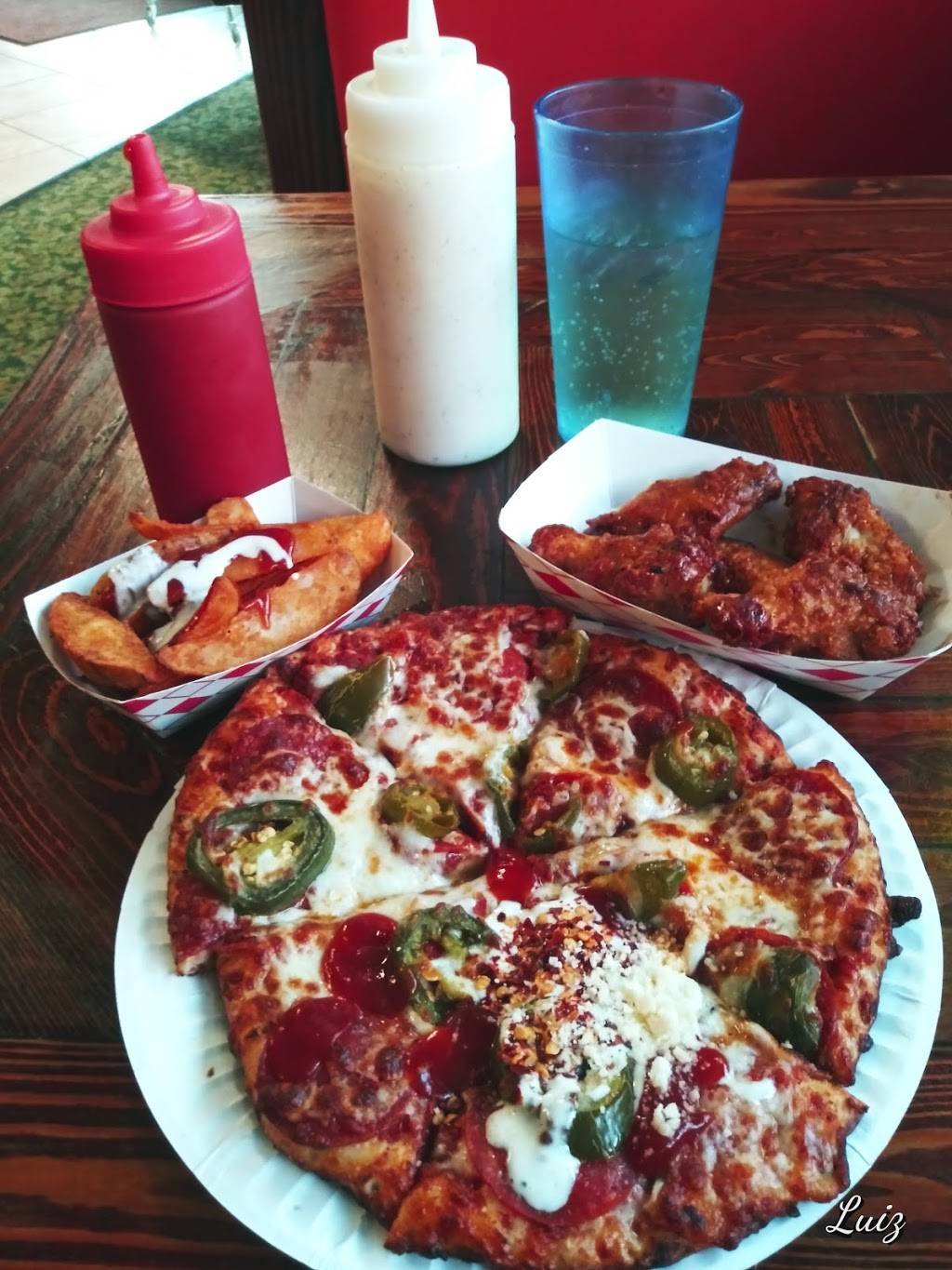 Amigos Pizza | restaurant | 1601 Panama Ln, Bakersfield, CA 93307, USA | 6618379900 OR +1 661-837-9900