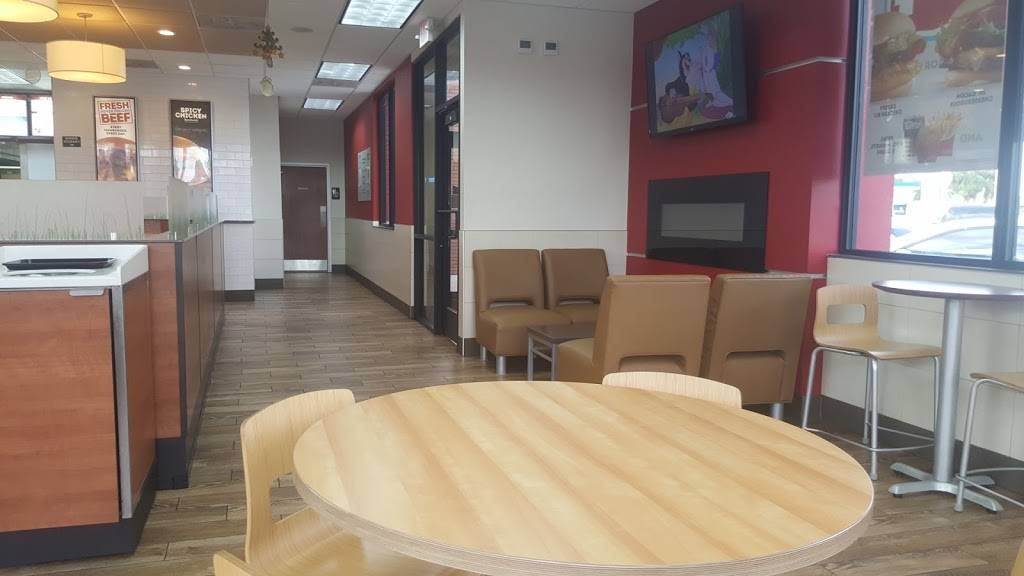 Wendys | restaurant | 2390 W 68th St, Hialeah, FL 33016, USA | 3058201123 OR +1 305-820-1123