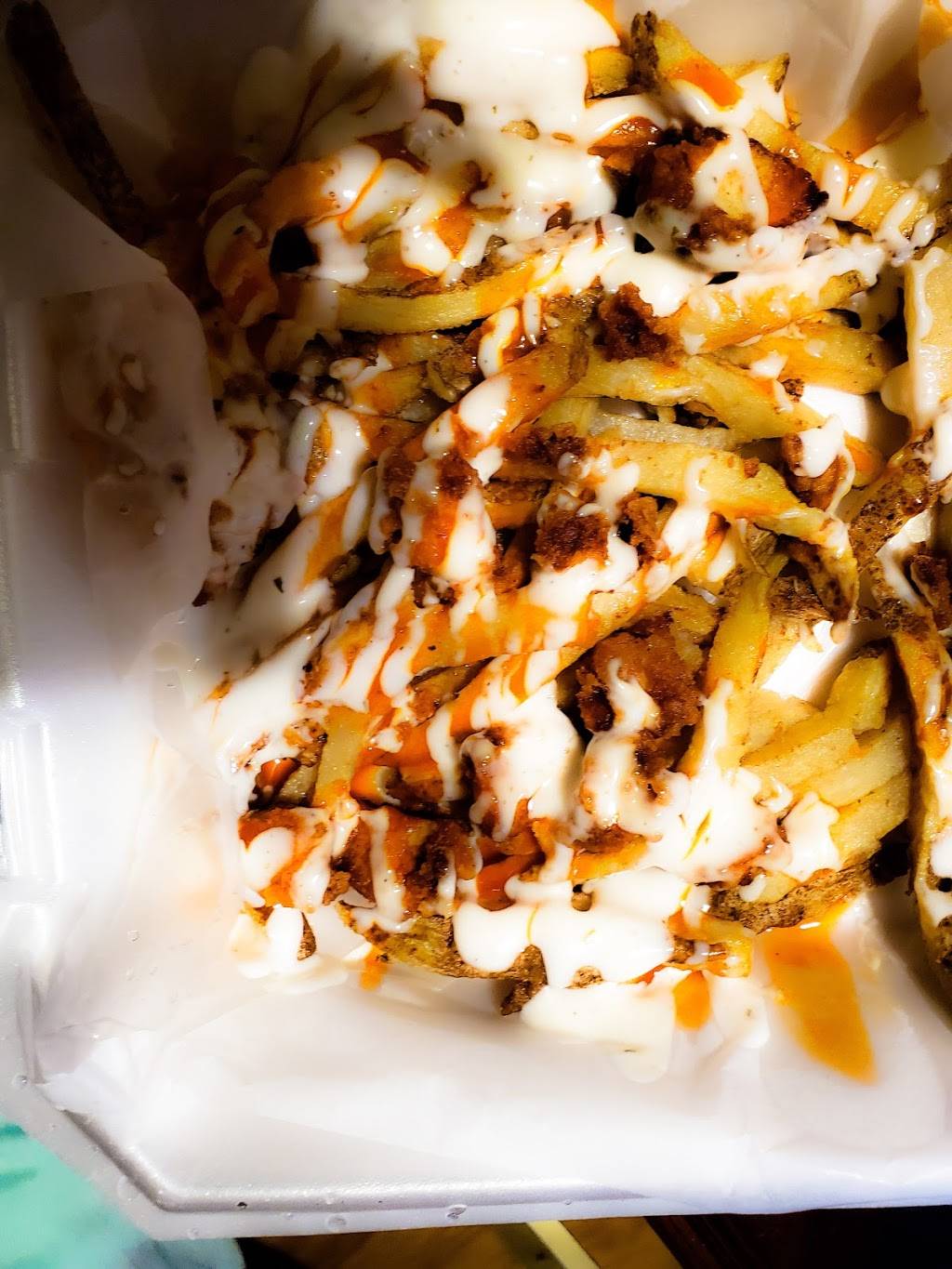 Baskets | restaurant | 92 Gin Site Dr, Caledonia, MS 39740, USA | 6623564040 OR +1 662-356-4040