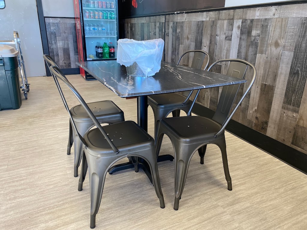 Cajun Crave | restaurant | 7165 10th St N, Oakdale, MN 55128, USA | 6517143955 OR +1 651-714-3955