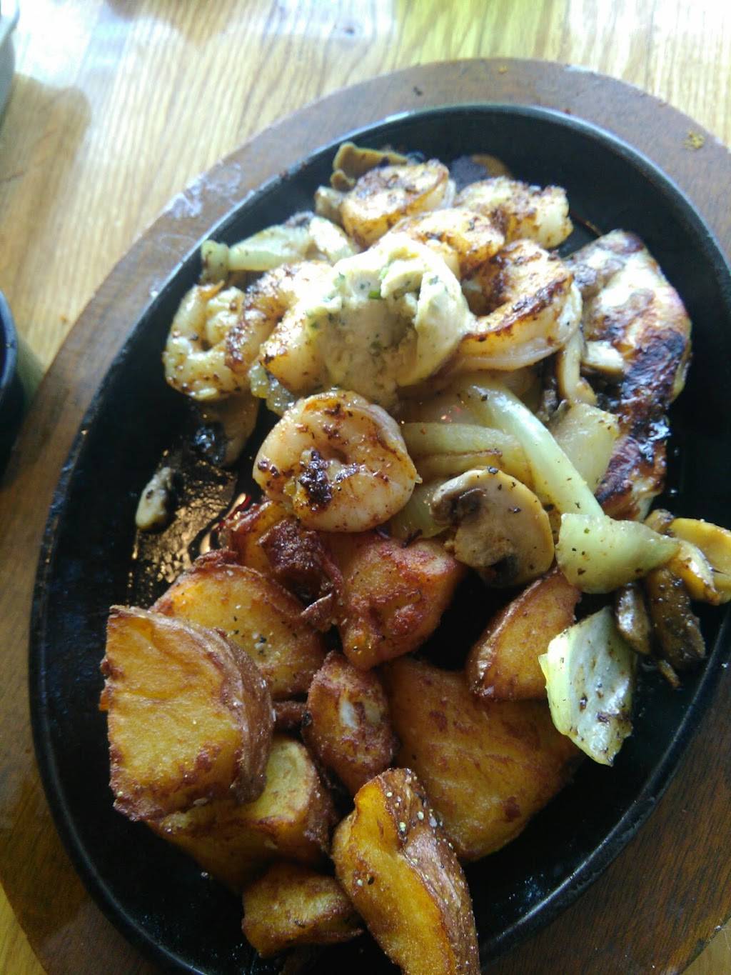 Applebees Grill + Bar | restaurant | 389 John Scott Hwy, Steubenville, OH 43952, USA | 7402649448 OR +1 740-264-9448