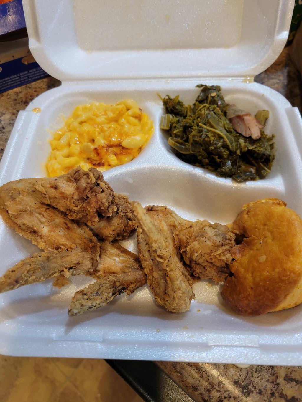 Big Hopps Southern Eatery | restaurant | 2913 Dixie Hwy, Louisville, KY 40216, USA | 5023846749 OR +1 502-384-6749