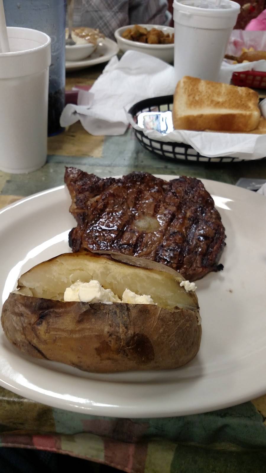 Hoyts Country Cooking | restaurant | 5424 N North Carolina Hwy 150, Lexington, NC 27295, USA | 3368308820 OR +1 336-830-8820