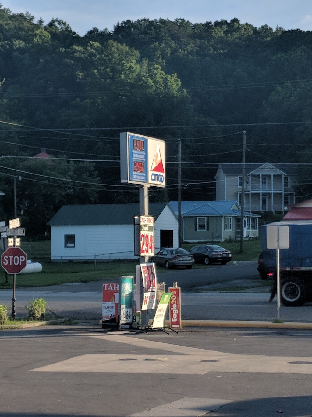 Rusty Hinge | restaurant | 519 Market Ave, Iron Gate, VA 24448, USA | 5408625182 OR +1 540-862-5182