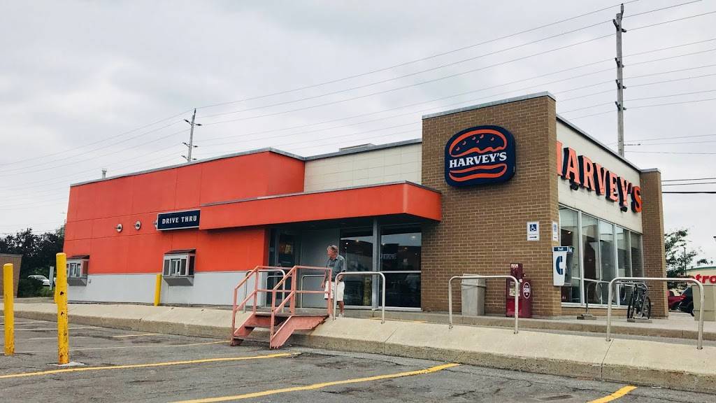 Harveys | restaurant | 1650 Merivale Rd, Nepean, ON K2G 4A1, Canada | 6132251516 OR +1 613-225-1516