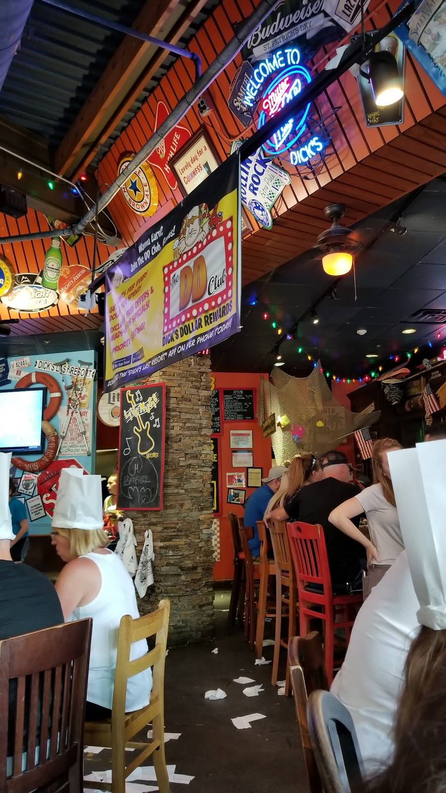 Dicks Last Resort - Gatlinburg | restaurant | 903 Parkway, Gatlinburg, TN 37738, USA | 8652776953 OR +1 865-277-6953