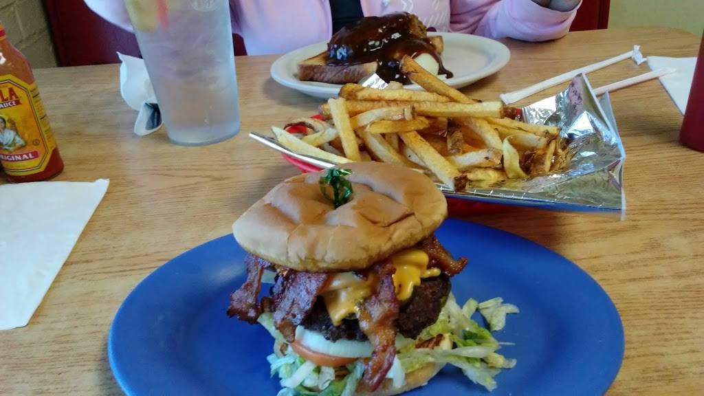 Bandana Reds Grill | restaurant | 14002 SE 29th St, Choctaw, OK 73020, USA | 4058690303 OR +1 405-869-0303