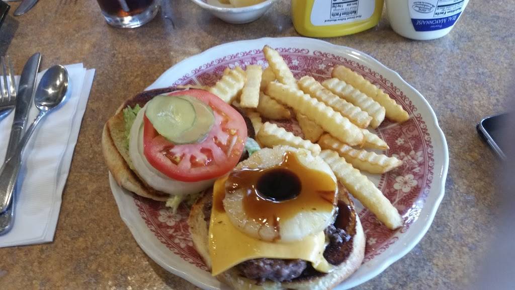 Friar Tucks Restaurant | restaurant | S.E. Corner 5th & Dolores St, Carmel-By-The-Sea, CA 93921, USA | 8316244274 OR +1 831-624-4274