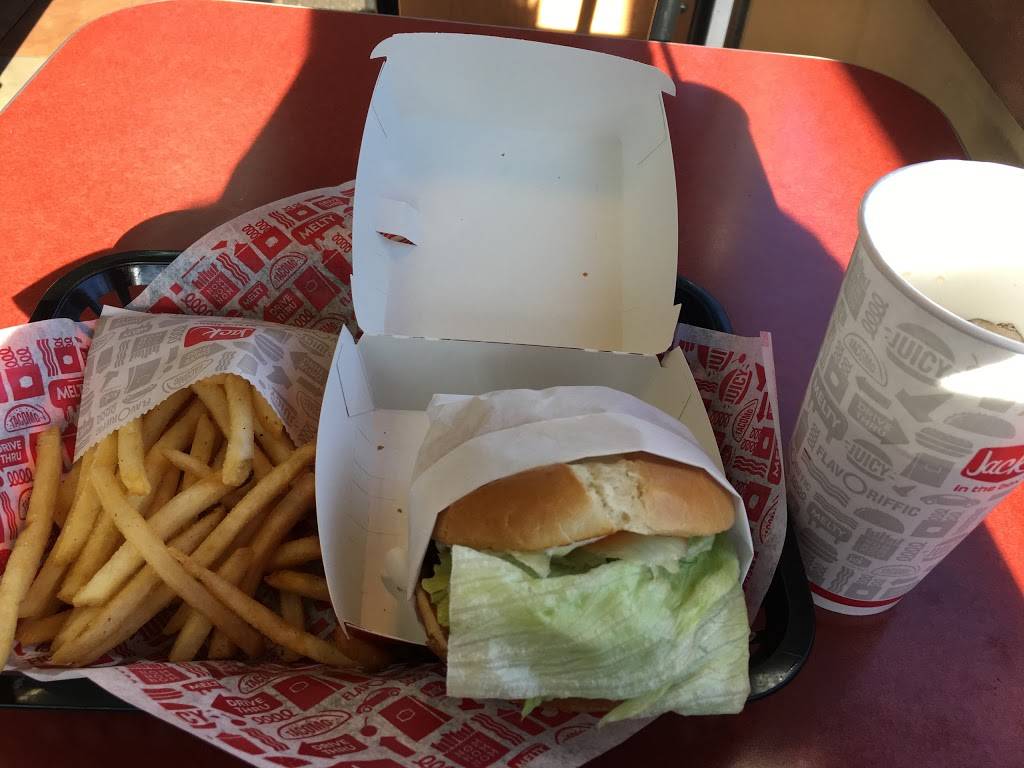 Jack in the Box | restaurant | 7170 Linda Vista Rd, San Diego, CA 92111, USA | 8585711671 OR +1 858-571-1671
