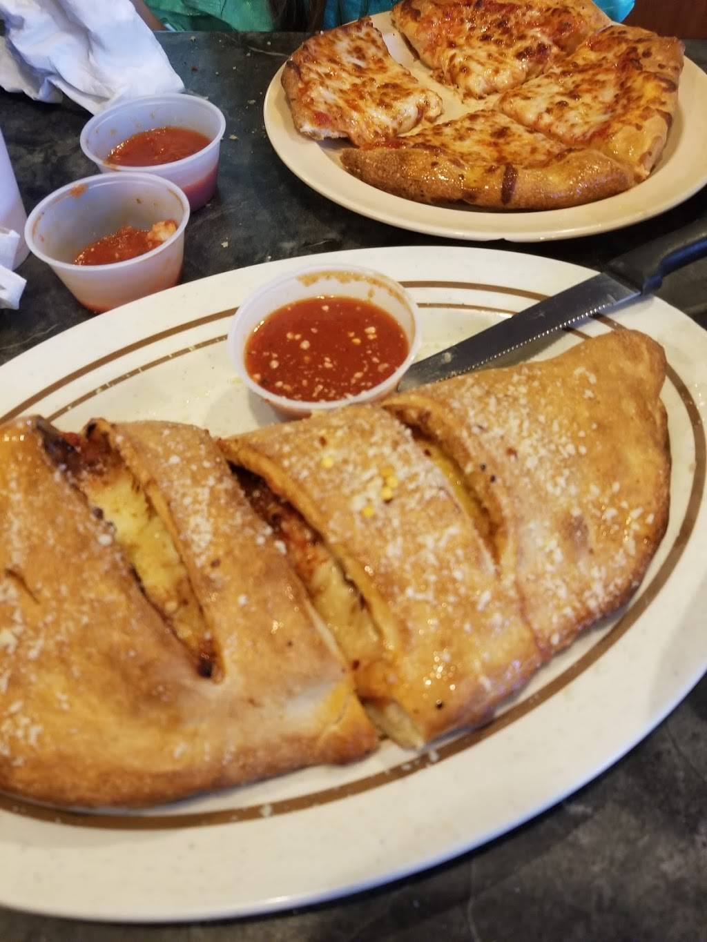 Floridinos Italian Kitchen | restaurant | 1919 8th St NW, Winter Haven, FL 33881, USA | 8632930077 OR +1 863-293-0077