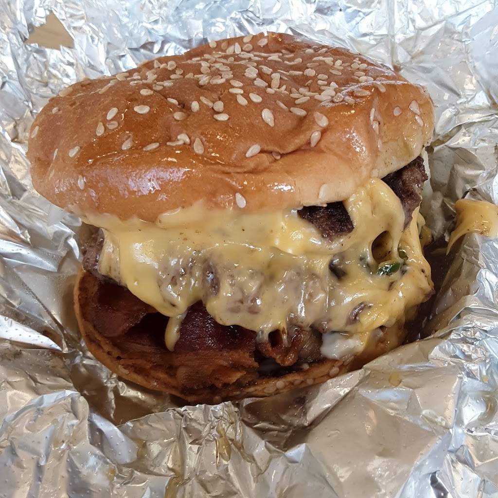 Five Guys | meal takeaway | 2280 Mendocino Ave, Santa Rosa, CA 95401, USA | 7075282507 OR +1 707-528-2507