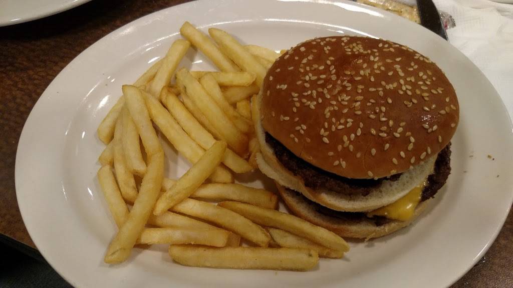 Eatn Park | restaurant | 111 W Byers Ave, New Stanton, PA 15672, USA | 7249251060 OR +1 724-925-1060