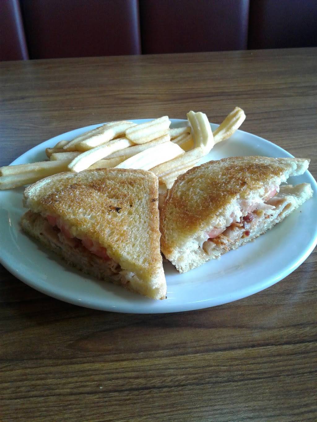 Dennys | restaurant | 8425 S, Pioneer Blvd, Whittier, CA 90606, USA | 5626954464 OR +1 562-695-4464