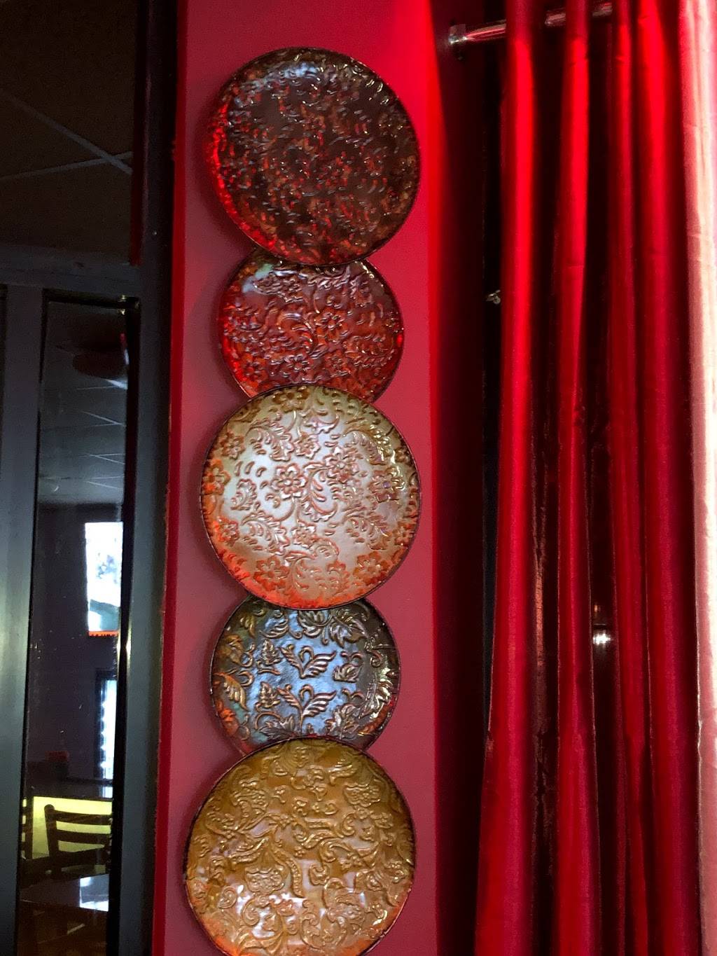 El Panal Lounge | restaurant | 97 Lonsdale Ave, Pawtucket, RI 02860, USA | 4017252959 OR +1 401-725-2959