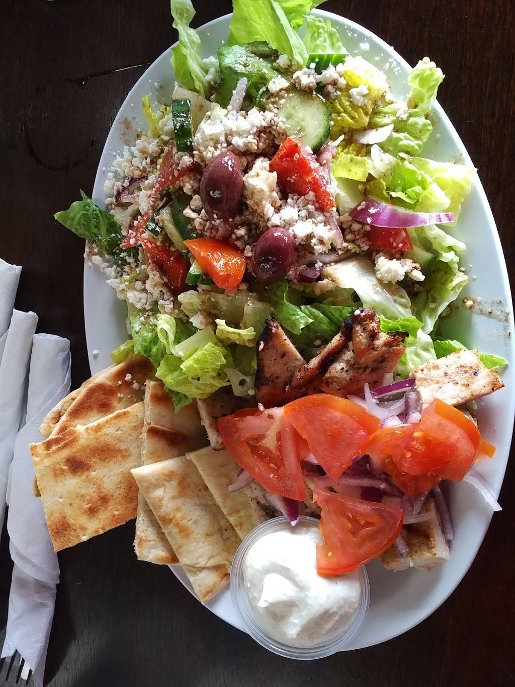 The Greek Grill | restaurant | 1930 Tecumseh Rd W, Windsor, ON N9B 3S5, Canada | 5192563388 OR +1 519-256-3388