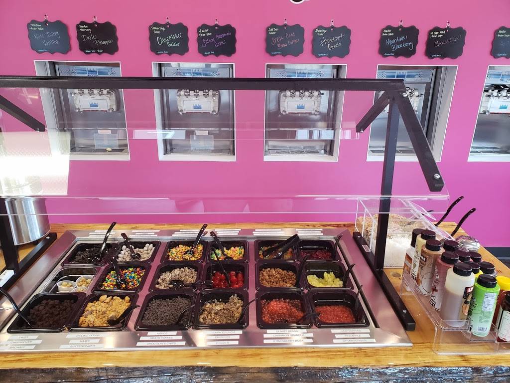 Yo Treats Frozen Yogurt | restaurant | 401 SE Main St, Estacada, OR 97023, USA | 5036304419 OR +1 503-630-4419