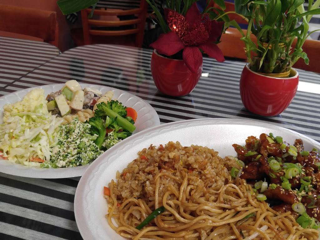 Bistro on the Boulevard | restaurant | 3424 Wilshire Blvd, Los Angeles, CA 90010, USA | 2133809707 OR +1 213-380-9707