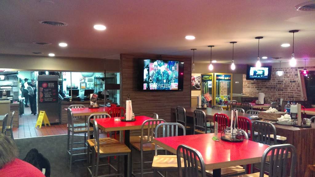 Pizza Hut | restaurant | 120 Circle Way St, Lake Jackson, TX 77566, USA | 9792975281 OR +1 979-297-5281
