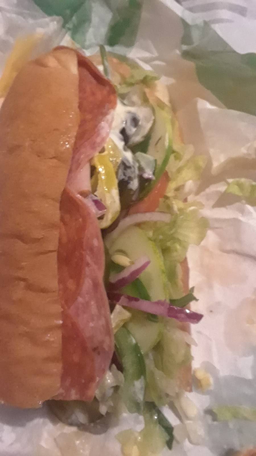 Subway | restaurant | 1000 N Pine St, Spartanburg, SC 29303, USA | 8645735079 OR +1 864-573-5079