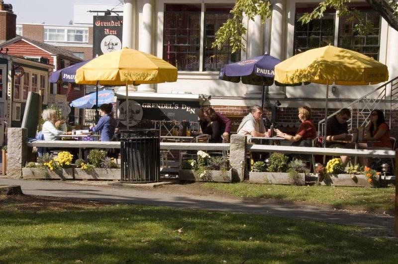 Grendels Den Restaurant & Bar | restaurant | 89 Winthrop St, Cambridge, MA 02138, USA | 6174911160 OR +1 617-491-1160