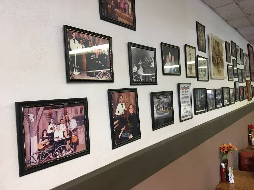 Grumbellies Eatery | restaurant | 64 Catherine St, Fort Ann, NY 12827, USA | 5186394143 OR +1 518-639-4143