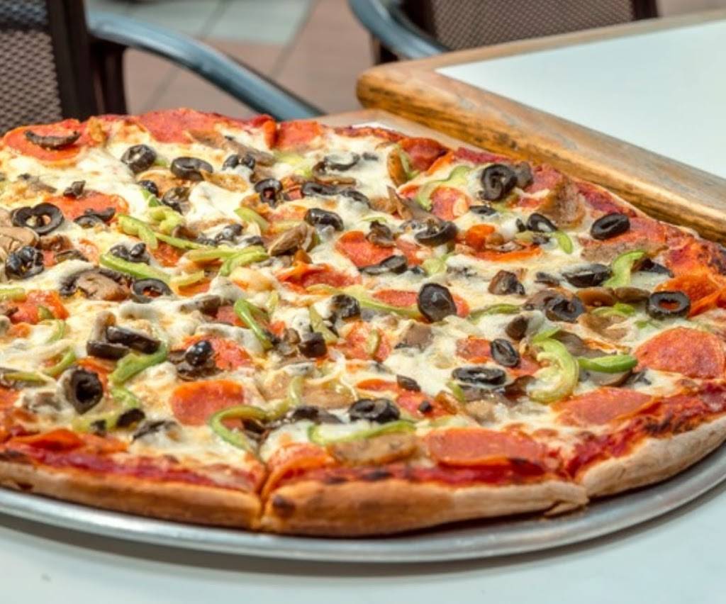 Goombas Pizzeria | restaurant | 4522 Fredericksburg Rd ste 51, San Antonio, TX 78201, USA | 2107319931 OR +1 210-731-9931