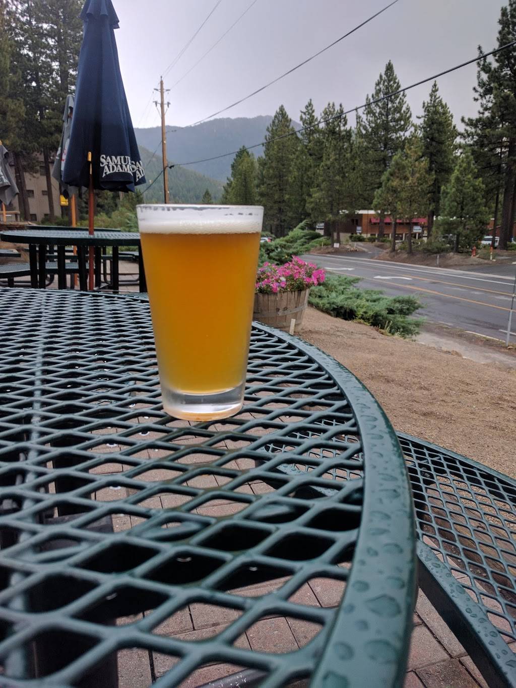 Rookies | restaurant | 930 Tahoe Blvd #1000, Incline Village, NV 89451, USA | 7758319008 OR +1 775-831-9008