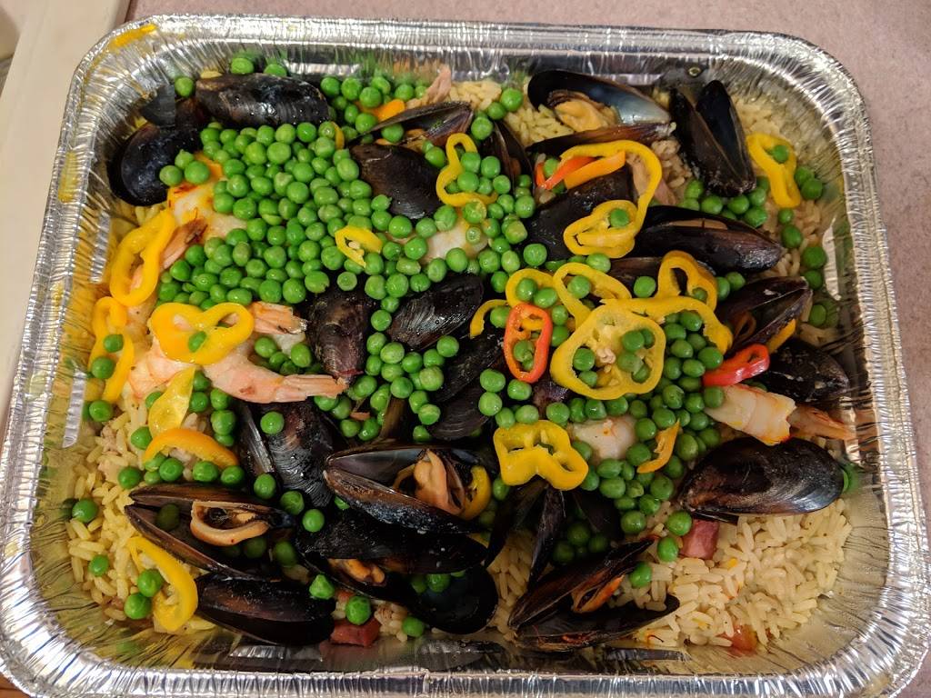 Noujaims Food & Catering | restaurant | 436 Main St, Winsted, CT 06098, USA | 8603790559 OR +1 860-379-0559