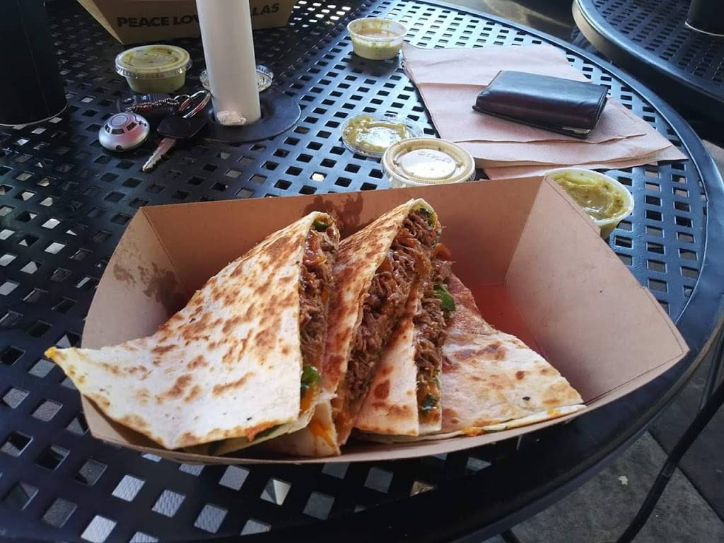 Quesadilla Gorilla | restaurant | 302 W Main St, Visalia, CA 93291, USA | 5596366375 OR +1 559-636-6375