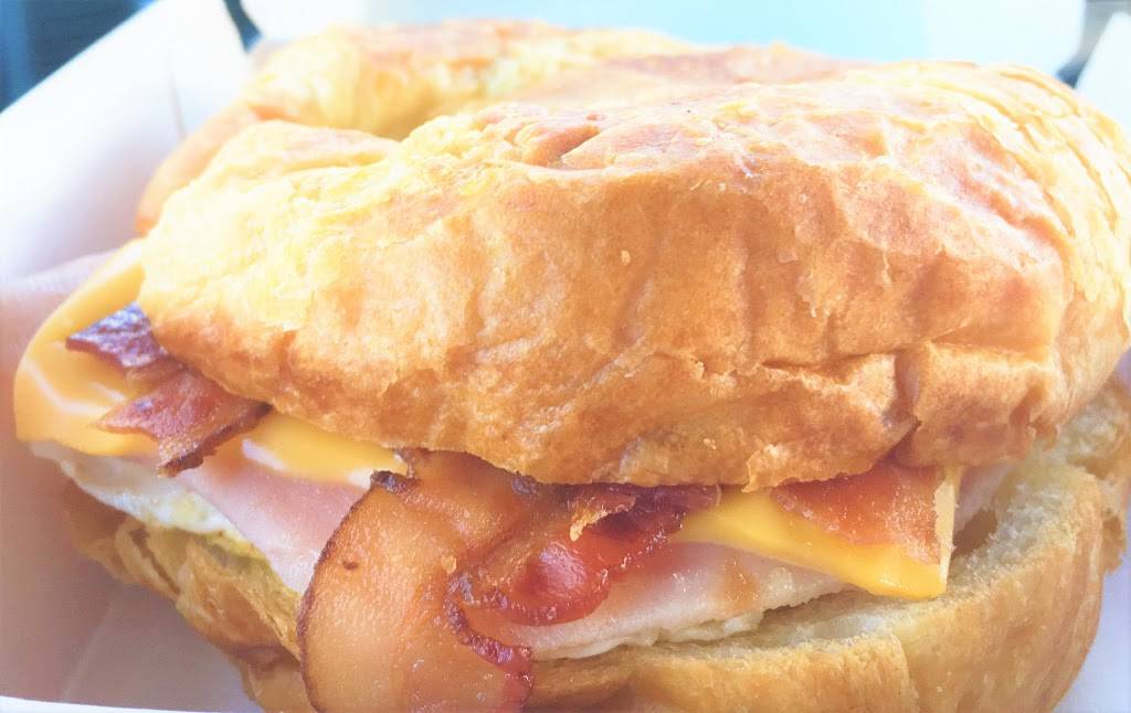 Jack in the Box | restaurant | 3850 Clairemont Mesa Blvd, San Diego, CA 92117, USA | 8582735861 OR +1 858-273-5861