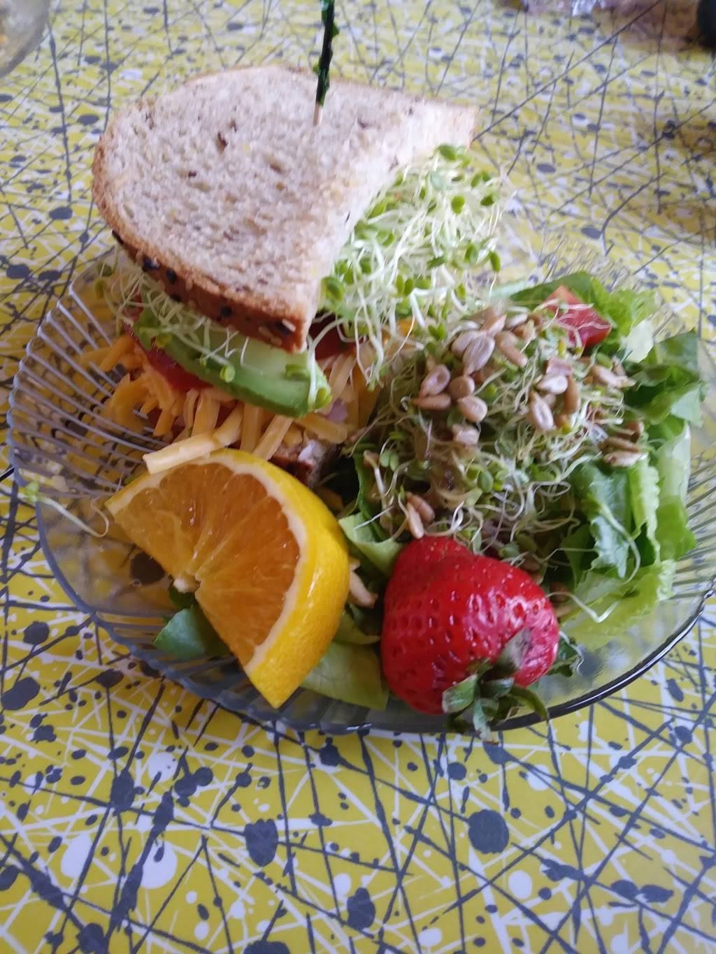 Simple Pleasures | restaurant | 648 5th St, Lincoln, CA 95648, USA | 9166451251 OR +1 916-645-1251