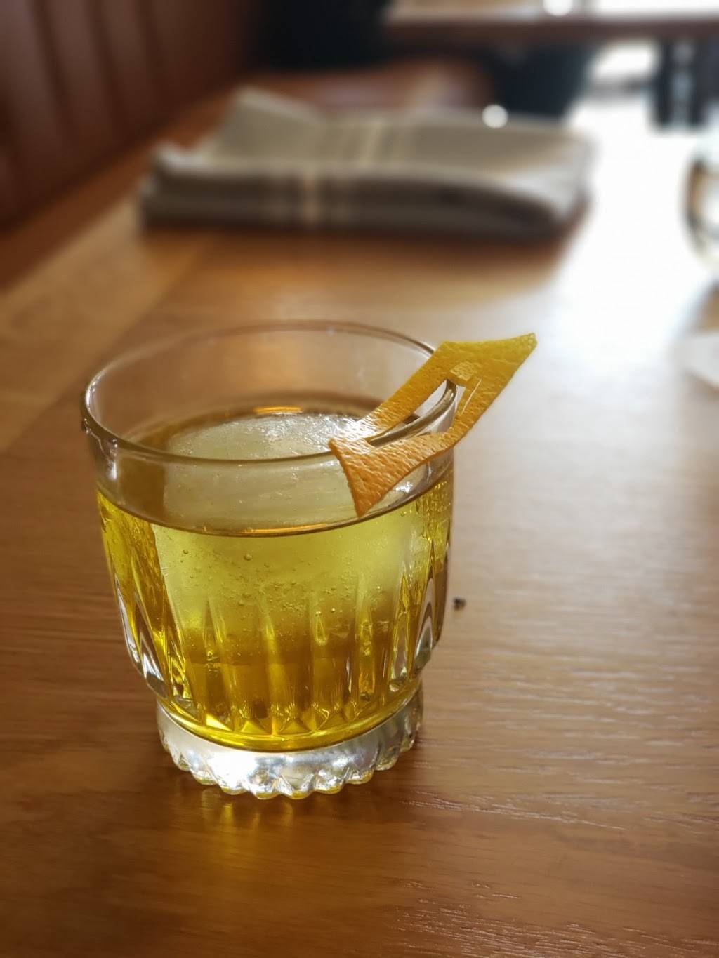 Mama Roux | restaurant | 96 Broadway, Newburgh, NY 12550, USA | 8455615363 OR +1 845-561-5363