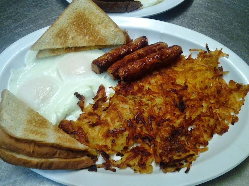 Mandys Family Restaurant | restaurant | 117 N Main St, Grayville, IL 62844, USA | 6183752021 OR +1 618-375-2021