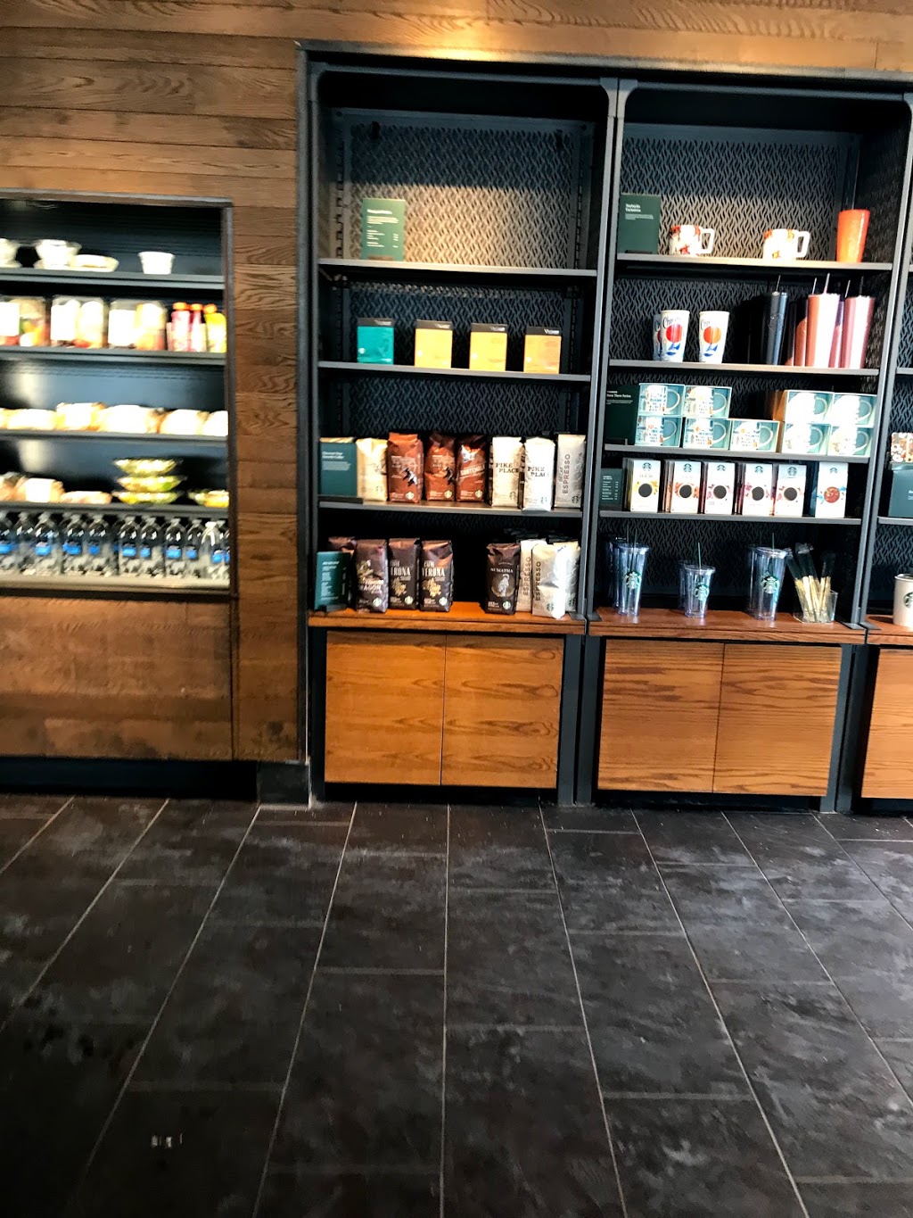 Starbucks | cafe | 1808 S Arlington Heights Rd, Arlington Heights, IL 60005, USA | 8476402779 OR +1 847-640-2779