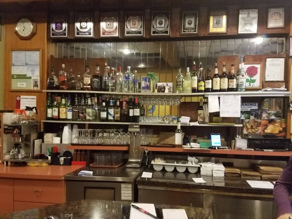 Central Gyros | meal takeaway | 3127 N Central Ave, Chicago, IL 60634, USA | 7735451276 OR +1 773-545-1276