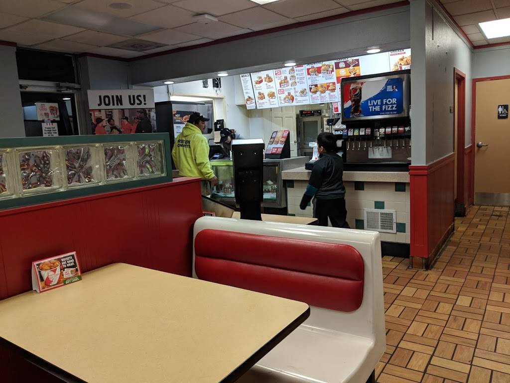 KFC | restaurant | 11920 Blue Ridge Ext, Grandview, MO 64030, USA | 8167617426 OR +1 816-761-7426