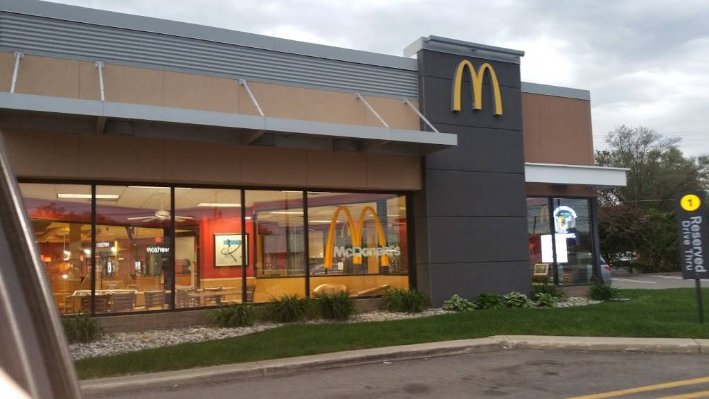 McDonalds | cafe | 38015 Ann Arbor Rd, Livonia, MI 48150, USA | 7344629470 OR +1 734-462-9470