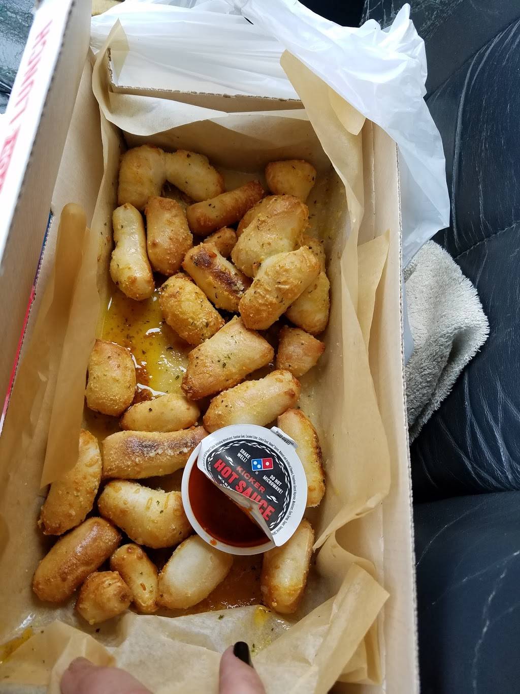 Dominos Pizza | meal delivery | 8446 Park Ln, Dallas, TX 75231, USA | 2146918284 OR +1 214-691-8284