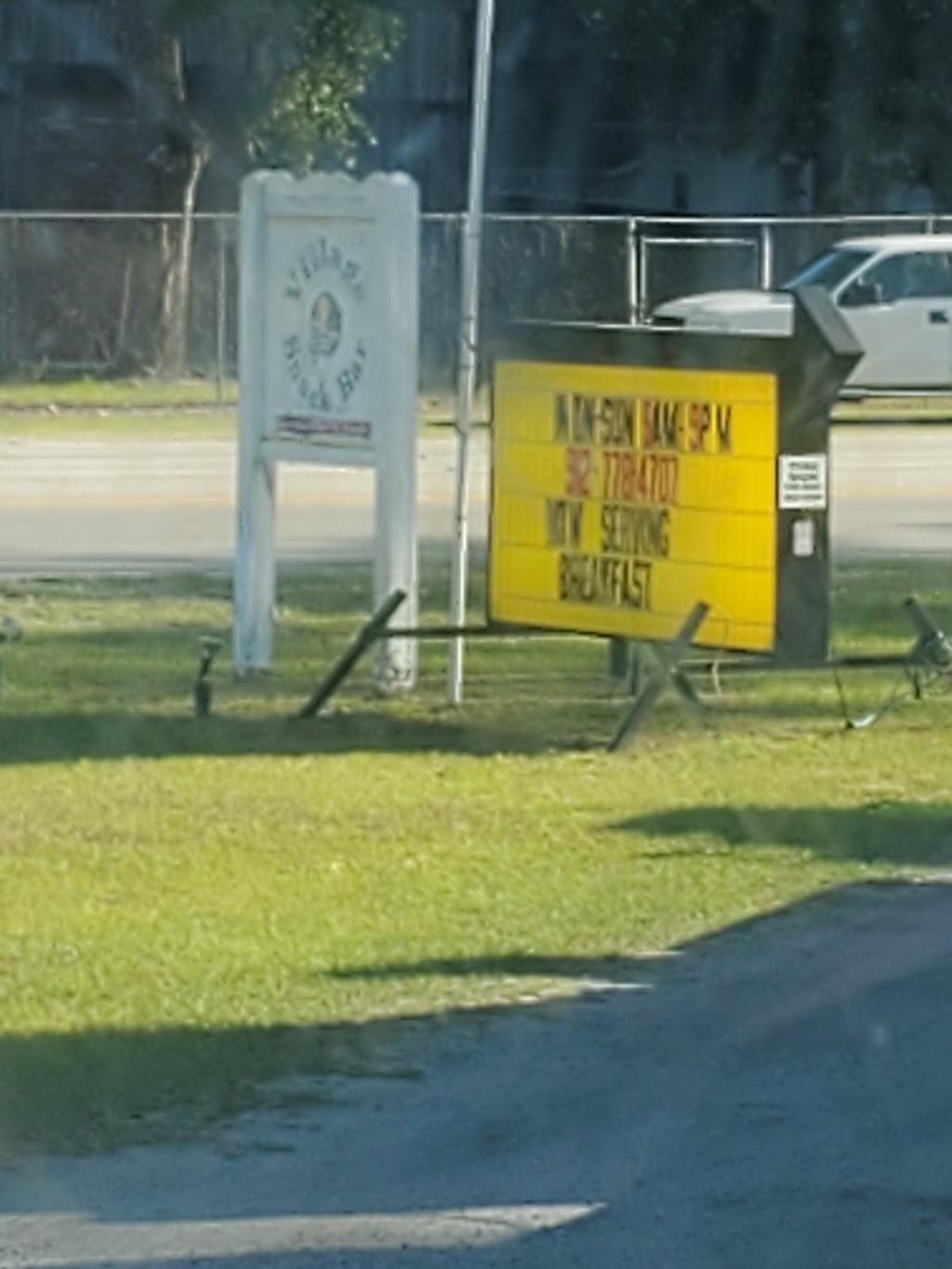 The Village Snack Bar | restaurant | 9003 State Rte 259, Waynesville, GA 31566, USA | 9127784707 OR +1 912-778-4707