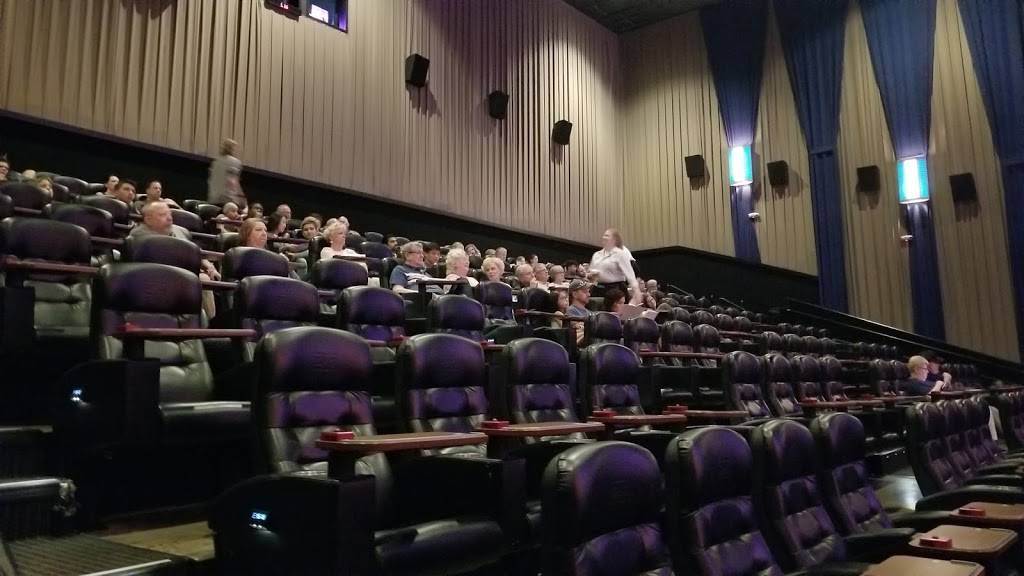 Studio Movie Grill Colleyville | restaurant | 5655 Colleyville Blvd #300, Colleyville, TX 76034, USA | 6822679464 OR +1 682-267-9464