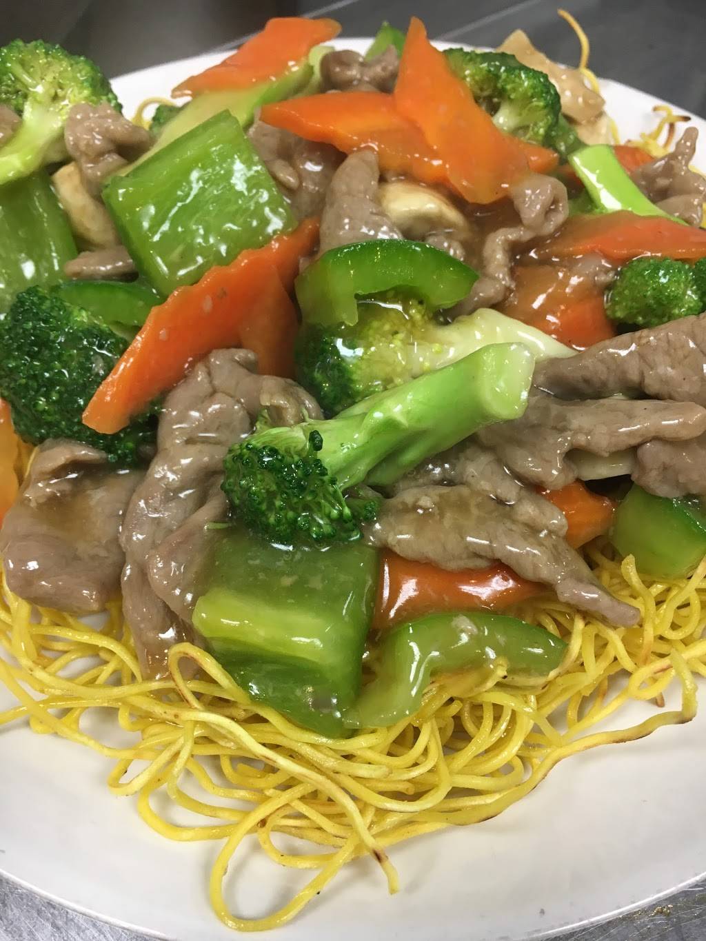 Ginger Express | meal takeaway | 95 Saginaw Pkwy #6, Cambridge, ON N1T 1W2, Canada | 5192678088 OR +1 519-267-8088