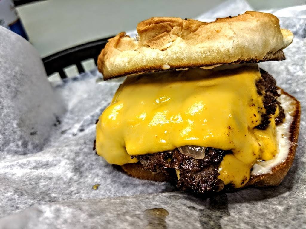 The Friendly | restaurant | 4592 30th St, San Diego, CA 92116, USA | 6198927840 OR +1 619-892-7840