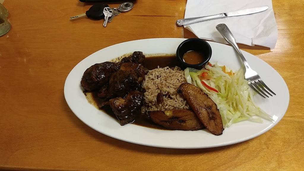 Country Pepper Jamaican Restaurant | restaurant | 686 Peachtree Industrial Blvd #200, Suwanee, GA 30024, USA | 6787656070 OR +1 678-765-6070