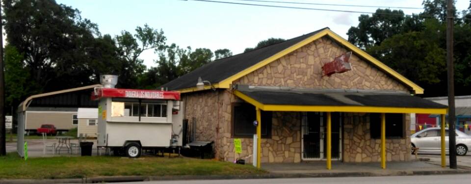 Taqueria Los Inolvidables | restaurant | 201 S Main St, Highlands, TX 77562, USA | 8325563027 OR +1 832-556-3027