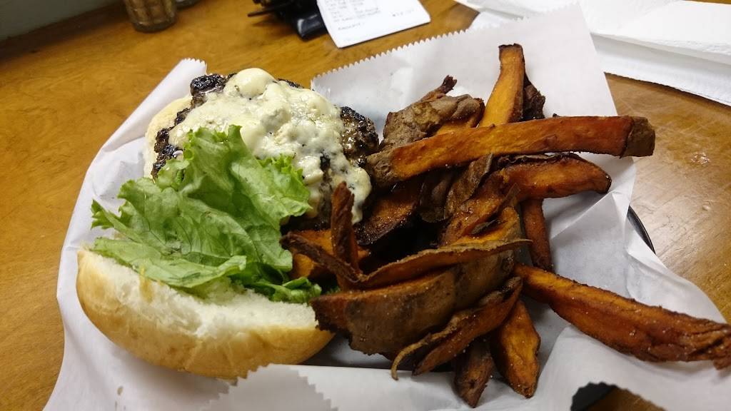 Gabbys Burgers & Fries | restaurant | 493 Humphreys St, Nashville, TN 37203, USA | 6157333119 OR +1 615-733-3119