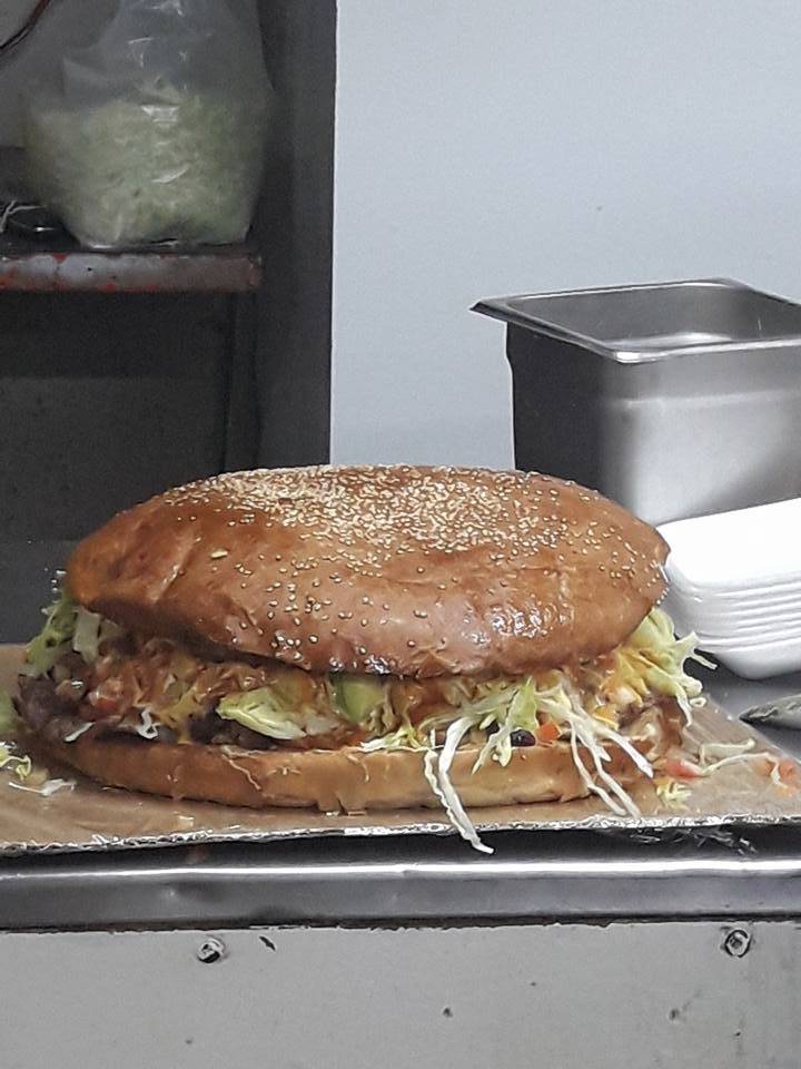 La Casa del Hot Dog y La Hamburguesa | restaurant | José María Morelos y Pavón 172, Chapultepec, 22785 Ensenada, B.C., Mexico | 016461316674 OR +52 646 131 6674