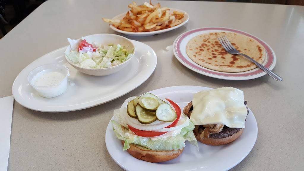 Senate | restaurant | 3345 Greenfield Rd, Dearborn, MI 48120, USA | 3134411027 OR +1 313-441-1027