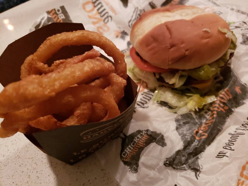 Harveys | restaurant | 200 Chemin de la Gare, Saint-Sauveur, QC J0R 1R6, Canada | 4502279279 OR +1 450-227-9279